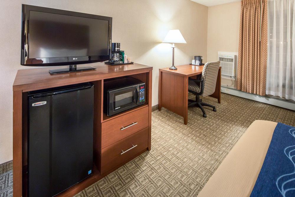Wingate By Wyndham Anchorage Downtown - Ship Creek Hotel Екстериор снимка