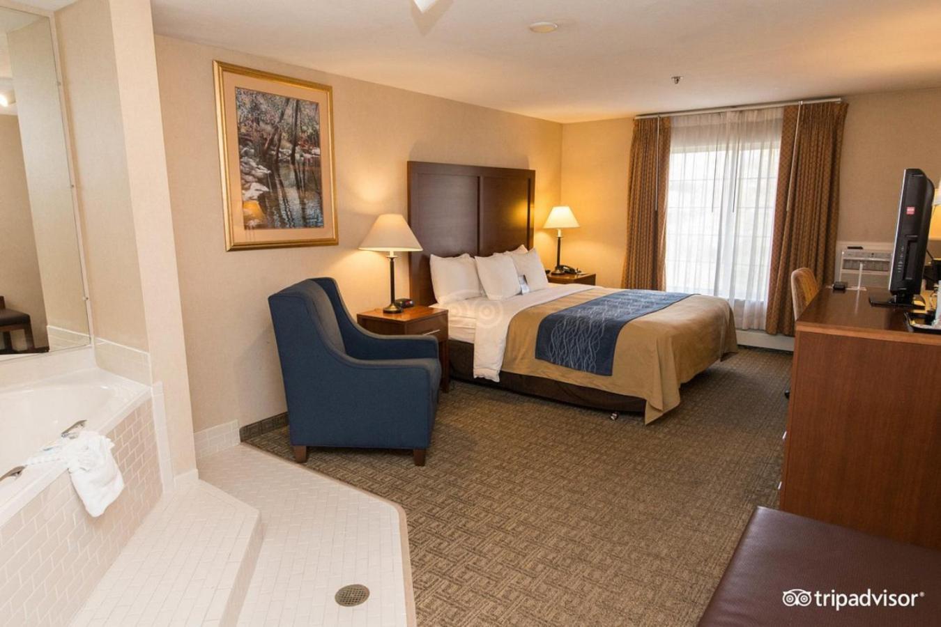 Wingate By Wyndham Anchorage Downtown - Ship Creek Hotel Екстериор снимка