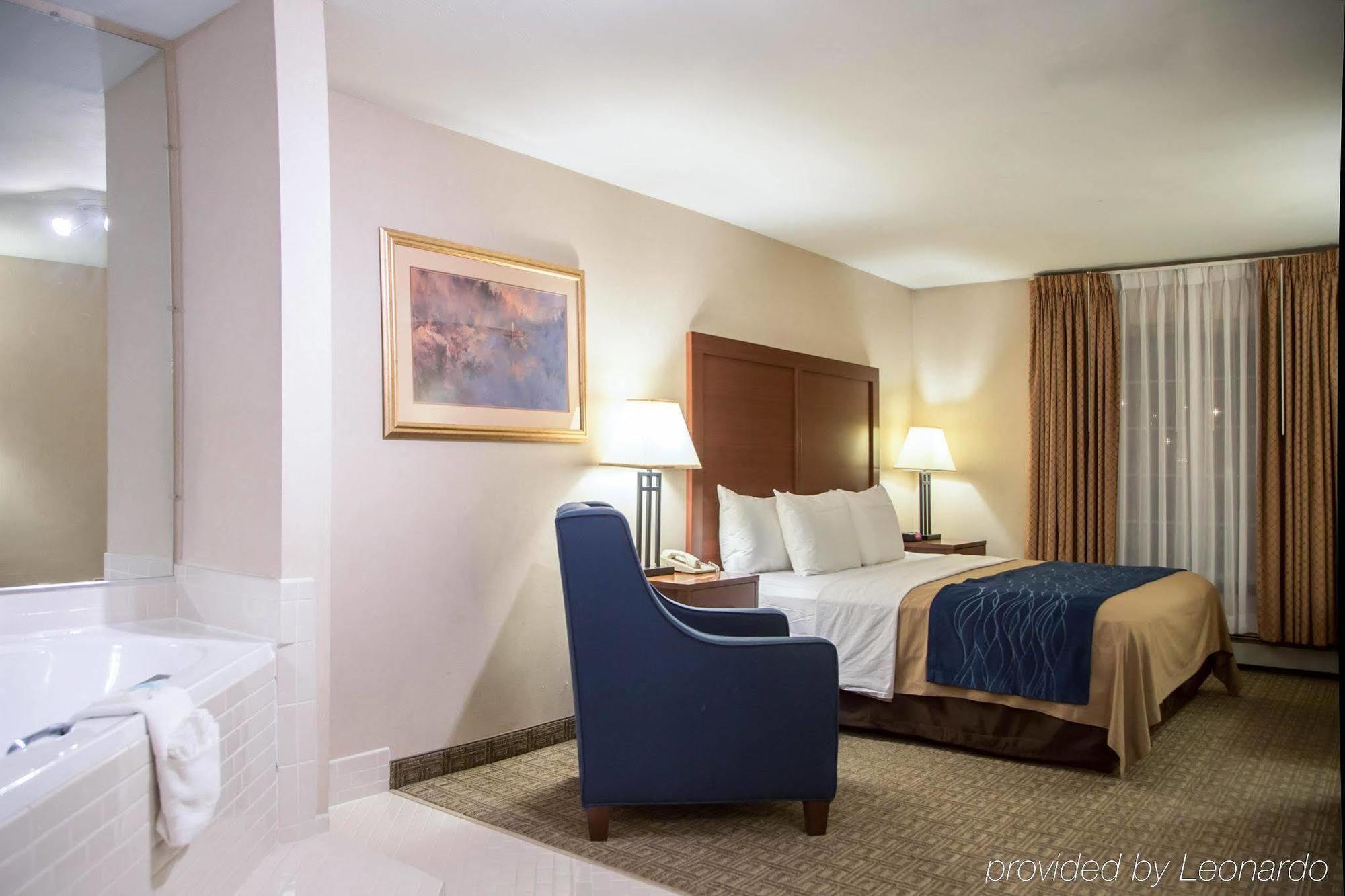 Wingate By Wyndham Anchorage Downtown - Ship Creek Hotel Екстериор снимка